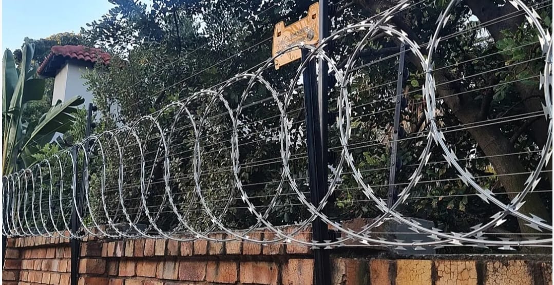 Elatec Security Division: Electrified Fence Systems